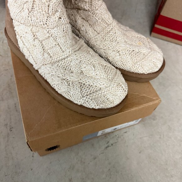 UGG Australia Kalla Knit Boots Women’s 9 Fawn Cable Toggle w/ Box - Picture 6 of 6